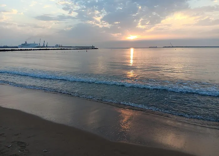 Apartamento Turístico Playa Alborán Sur